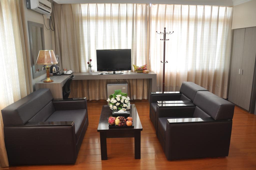 Golden Hill Hotel - Lashio Esterno foto