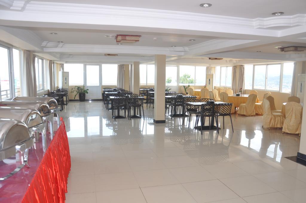 Golden Hill Hotel - Lashio Esterno foto